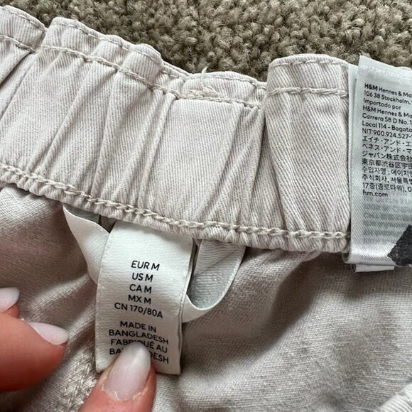 h&m shorts - Picture 2 of 4